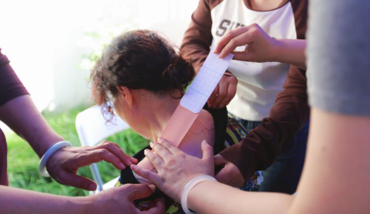 “愛佑中國(guó)”項(xiàng)目啟動(dòng) 揚(yáng)子江藥業(yè)集團(tuán)微循環(huán)貼公益服務(wù)廣受好評(píng)